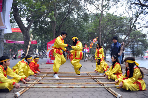 Khai mạc Lễ hội xuân Hà Nội 2011