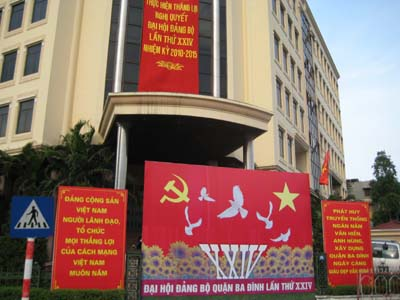 Liên đoàn Lao động TP Hà Nội tổ chức đợt cao điểm tuyên truyền Đại hội Đảng