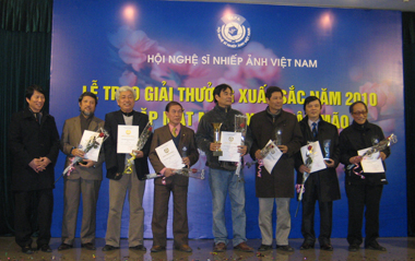 Trao giải thưởng nhiếp ảnh xuất sắc năm 2010