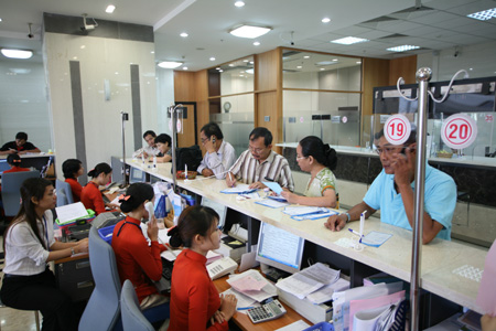 Ngân hàng thương mại nhà nước được thực hiện khoản vay trung, dài hạn nước ngoài