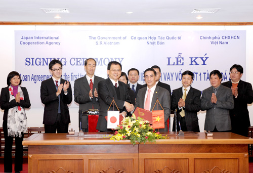 Vietnam signed 3 ODA loans with Japan