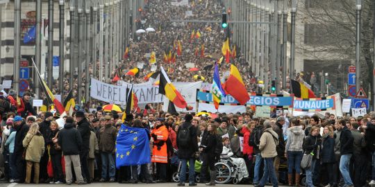 Une marche de la honte à Bruxelles pour dénoncer l impasse politique