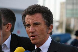 Piraterie Jack Lang propose à l ONU une cour somalienne extraterritoriale