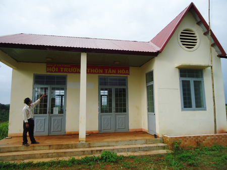 Nông dân xã Đắk R’moan Gia Nghĩa, Đắk Nông tích cực sản xuất, xây dựng nông thôn