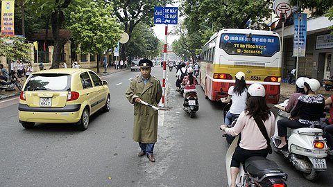 Sớm đưa giao thông Hà Nội đi vào nền nếp