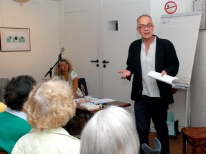 Belgian writer introduces a book about Vietnam