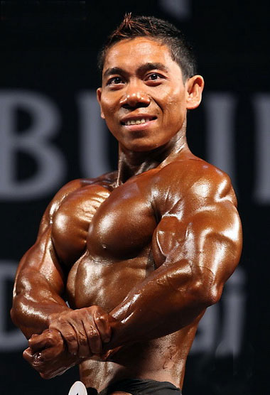 2011年亚洲健美锦标赛：越南健美运动员范文麦夺得一枚金牌