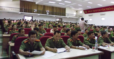 Đảng bộ Công an TP Đà Nẵng tiếp tục đẩy mạnh việc học tập và làm theo tấm gương đạo đức Hồ Chí Minh