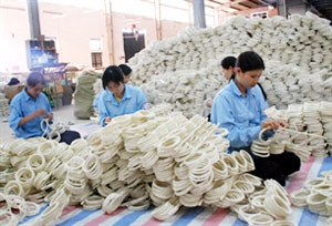 Handicraft products penetrate Japanese market