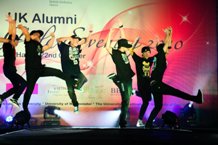Cựu sinh viên Việt Nam học tập tại Vương quốc Anh tổ chức Đêm Gala 2011