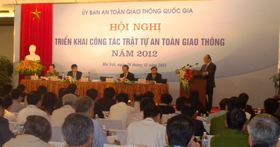 Tăng cường lập lại trật tự an toàn giao thông trên phạm vi cả nước