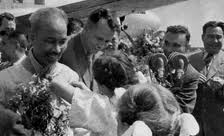 VTV4接受纪录片《胡志明 - 渴望和平》的播放权