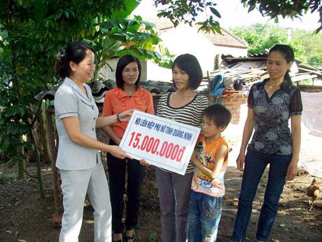 Phụ nữ Quảng Ninh Học tập và làm theo tấm gương đạo đức Hồ Chí Minh