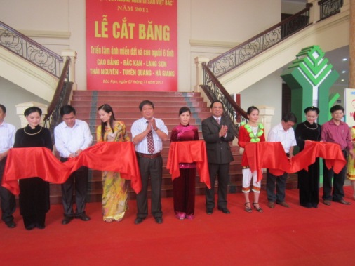 “越北的风土人情” 摄影展开幕