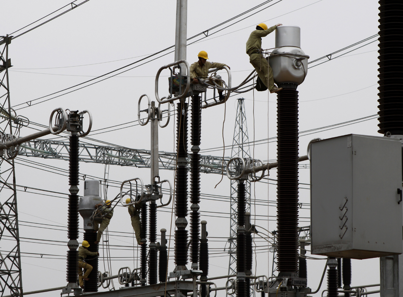 Hoàn thành dự án nâng công suất Trạm biến áp 500 kV Nho Quan