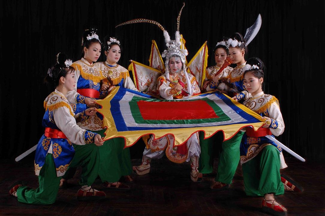 Bảo tồn, phát huy nghệ thuật truyền sân khấu truyền thống trong xu thế hội nhập