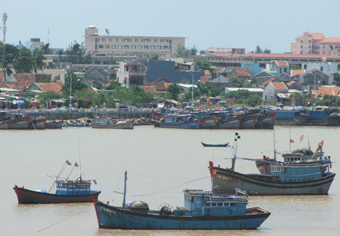 Phú Yên Sơ kết mô hình tổ, đội sản xuất trên biển năm 2011