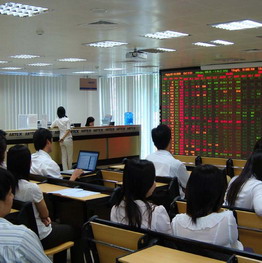 Giao dịch tẻ nhạt và trầm lắng, cổ phiếu đồng loạt đi xuống