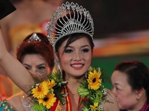 Trieu Thi Ha, sacrée Miss des ethnies du Vietnam 2011