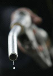 Le pétrole pourrait flamber à plus de 220 dollars le baril