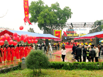Thái Nguyên Lễ hội thơ “Hoà nhịp Xuân đất nước”