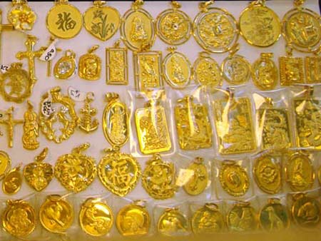 Vàng lại tăng lên 37 triệu đồng lượng