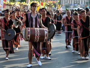 Festival spreads coffee aroma