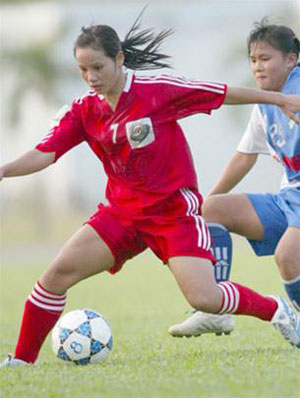 越南女足队在2012年奥运会足球亚洲区预选赛中居于领先地位