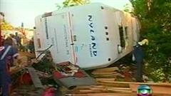 Brésil 26 morts dans un accident d autocar