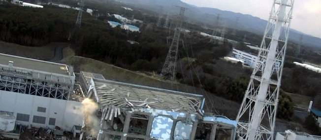 Nouvelles opérations pour refroidir la centrale de Fukushima