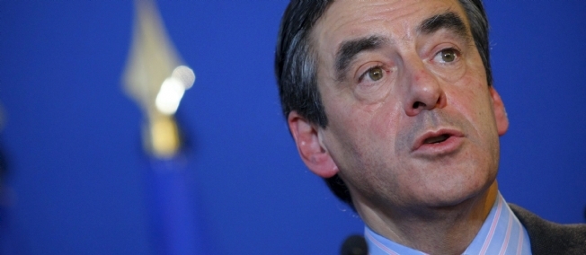 Fillon confie une mission sur les prix des carburants