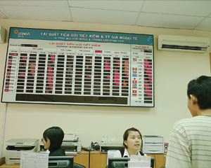 Lãi suất USD khó giảm sâu
