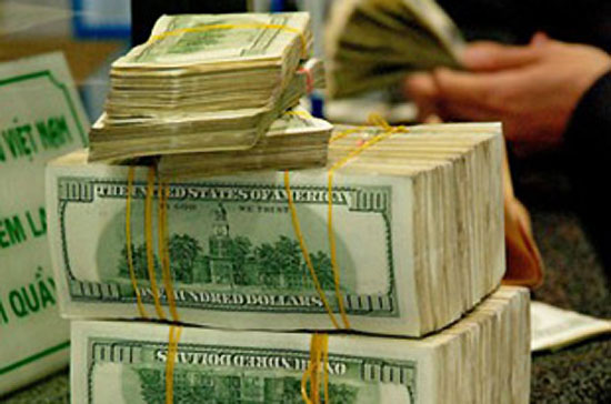 Tăng tỷ giá liên ngân hàng lên 20 673 đồng USD