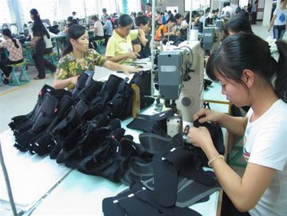 Anti-dumping tax on Vietnam’s leather-capped shoes to be removed
