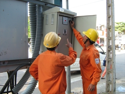 Giá điện chỉ được điều chỉnh khi có sự thay đổi lớn của ba thông số đầu vào cơ bản