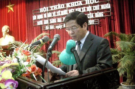 Thảo luận và làm rõ nhiều nội dung quan trọng trong các Văn kiện Đại hội XI