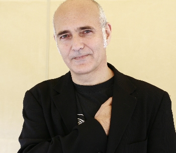 Nghệ sĩ piano Ludovico Einaudi Ý biểu diễn tại Việt Nam