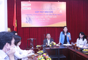 Giao lưu nghệ thuật “Một trái tim, một thế giới”