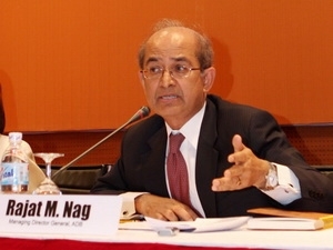 ADB official Vietnam able to avoid middle income trap