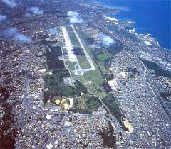Japon et États-Unis conviennent d un plan de délocalisation de la base de Futenma
