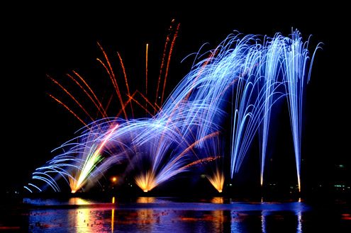 Italy wins championship at Da Nang International Fireworks Competition