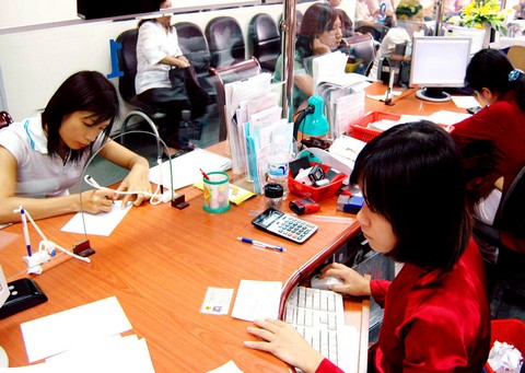 Bù đắp thiếu hụt nguồn vốn, nhiều ngân hàng đẩy mạnh mua vàng