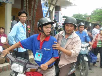 Tuyên dương thanh niên tiên tiến Thủ đô làm theo lời Bác năm 2011