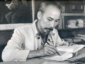 Kỷ niệm ngày Bác Hồ ra đi tìm đường cứu nước