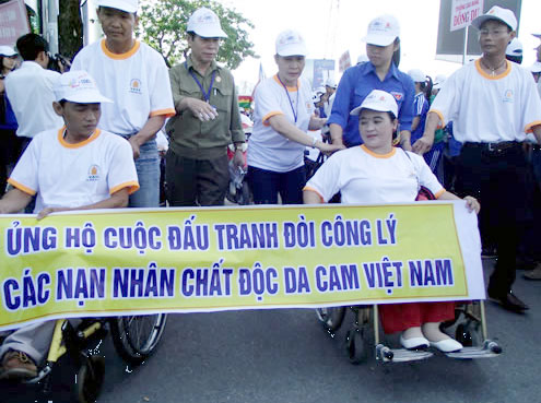 Da Nang  solidarité avec les victimes de l’agent orange dioxine