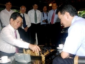 Le président de la FIDE au Vietnam