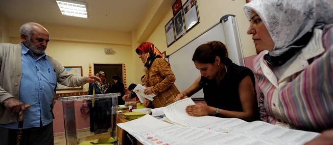 Les Turcs ont voté aux législatives