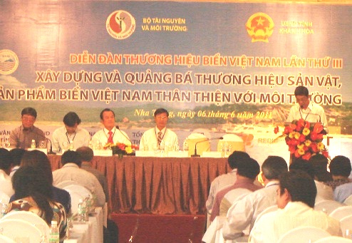Quảng bá và xây dựng thương hiệu, sản vật, sản phẩm biển Việt Nam thân thiện với môi trường