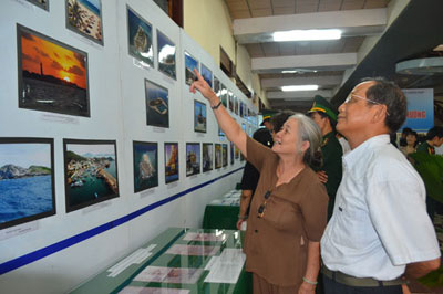 “故乡的海洋和海岛”图书图片展开展