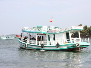 Tỉnh Kiên Giang tạm đình chỉ 40 tàu thuyền du lịch